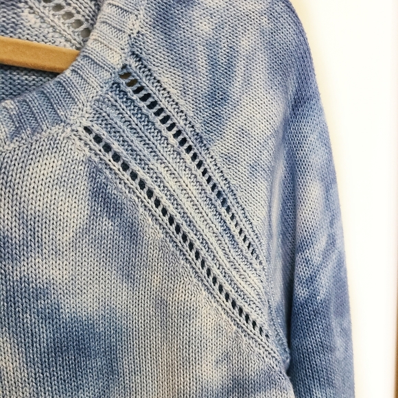 American Eagle Tie dye Sweater - Picture 4 of 8